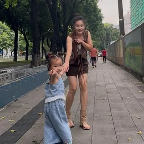 Little Grape Grandma's avatar