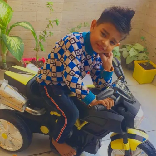 Aayu Bhardwaj avatar