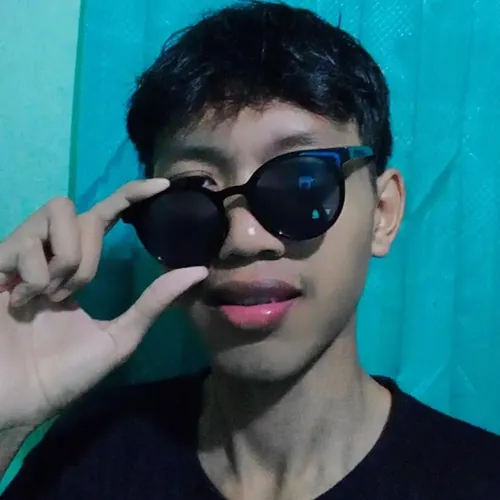 Reaction Fahmi avatar