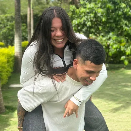 Stiven Ceron y Karen  avatar